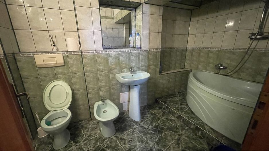 Apartament 4 camere de vazare- Calea Vitan - Poză 8