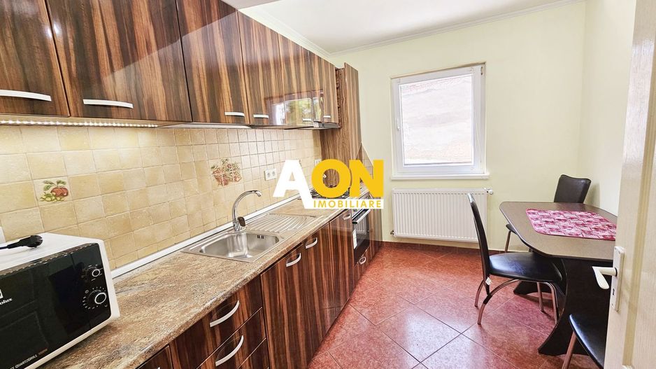 1/2 Duplex, format din 3 apartamente, 294 mp utili, ultracentral - Poză 2