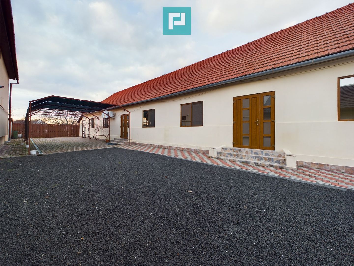 Casă cu 5 camere în Vladimirescu - Poză 10