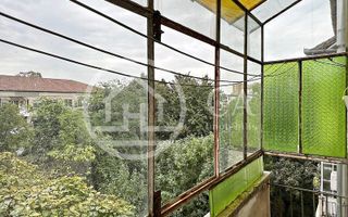 Apartament cu 3 camere de vanzare in zona Rogerius Oradea - Poză 11