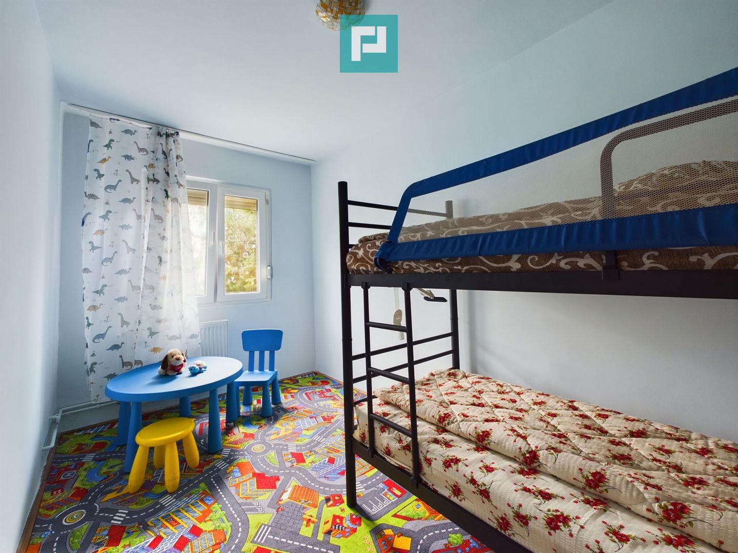 Apartament de vânzare cu 3 camere în Vlaicu - Poză 9