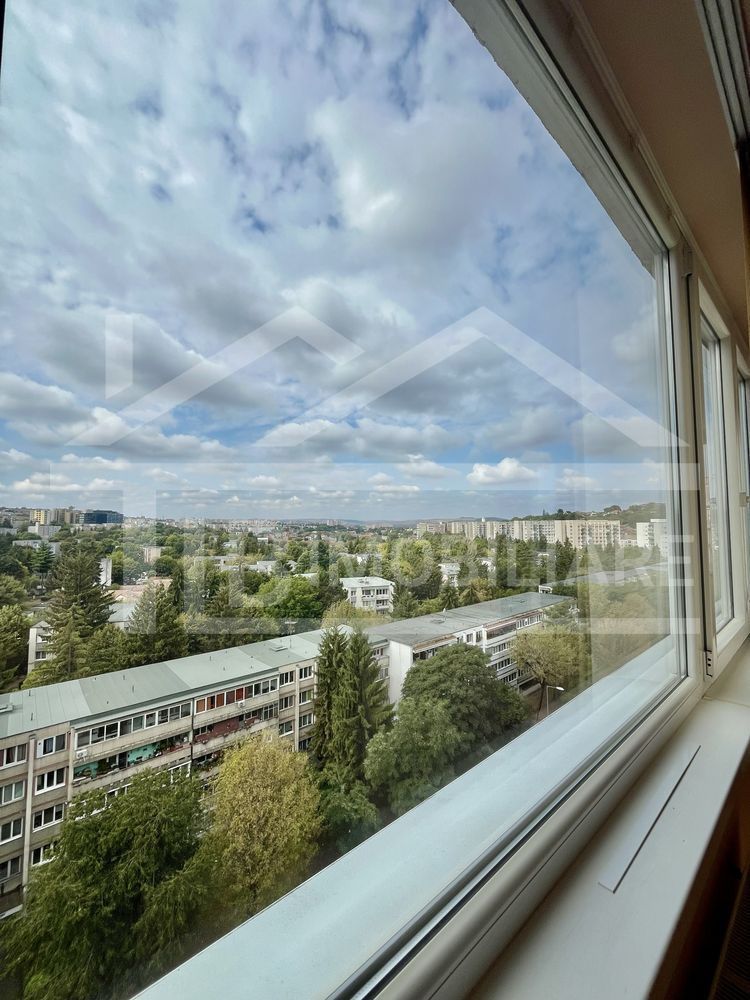 Apartament cu 3 camere, 70 mp, decomandat, Zona Fortuna - Poză 7