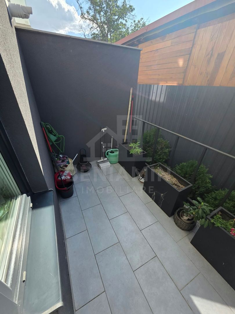 Apartament Superb 3 Camere- Ultracentral- Curte Privată 27mp-Parcare - Poză 14
