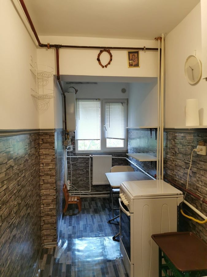 GARSONIERA GORJULUI, BUCATARIE INCHISA, CENTRALA, METROU 5 MINUTE - Poză 3