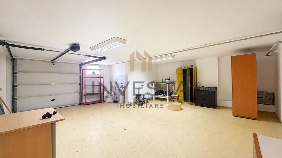 Casa de 360 mp cu sauna si garaj dublu de inchiriat in zona Buna Ziua - Poză 25