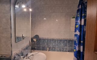 Apartamrnt cu 2 camere /53 mp/ zona Alexandru Cel Bun - Poză 6