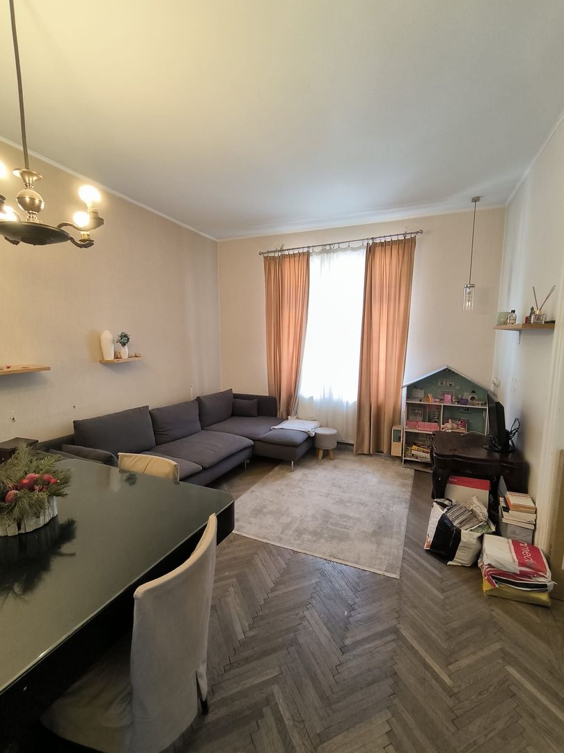 Apartament 3 camere in zona Banu Manta, boxa - Poză 1
