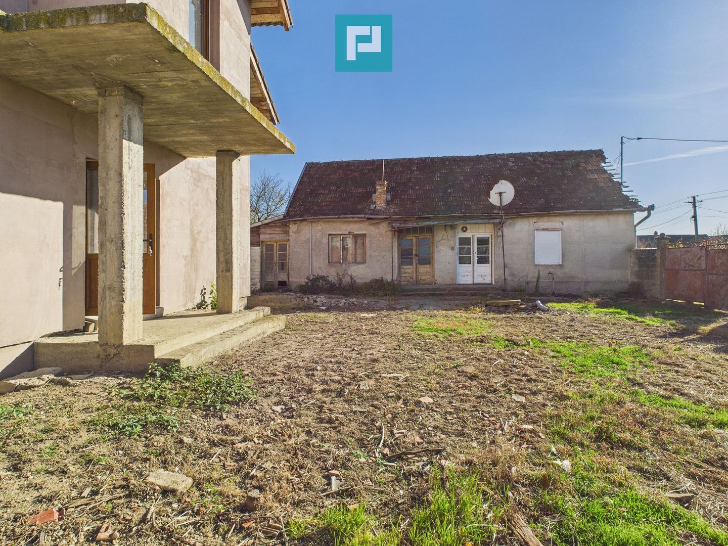 Proprietate impresionantă în Nădab - Poză 17