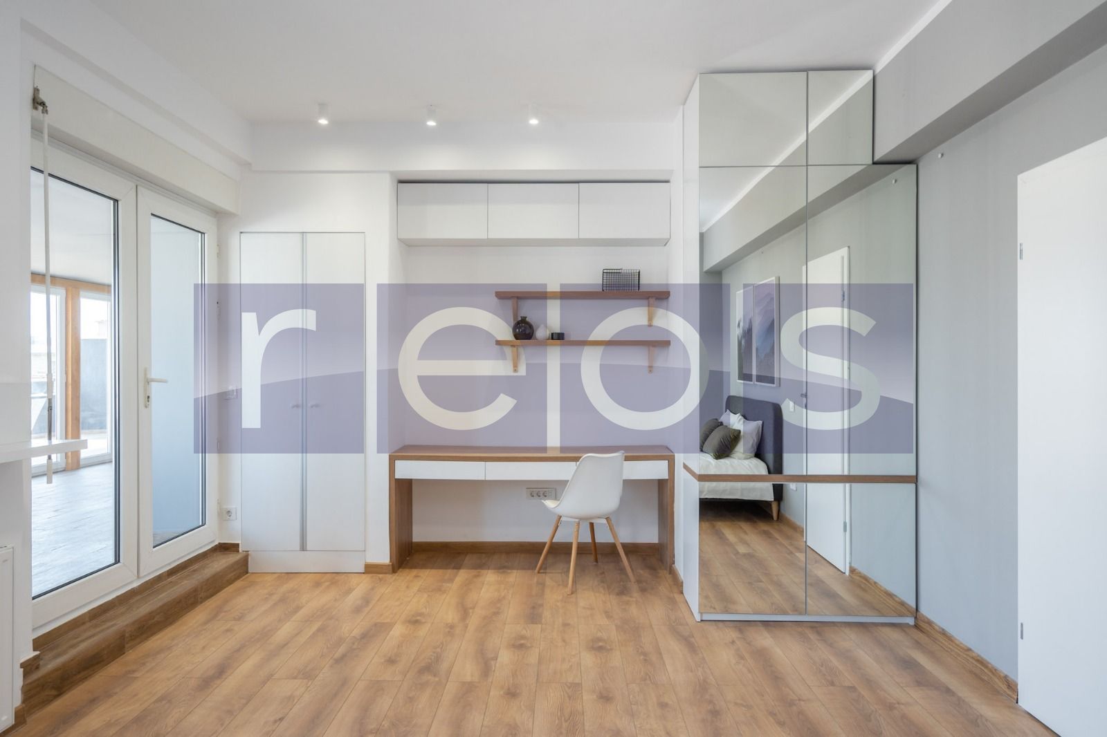 VANZARE PACHET APARTAMENT 4 CAMERE + 2 STUDIOURI 275MP ULTRACENTRAL UNIVERSITATE - Poză 9