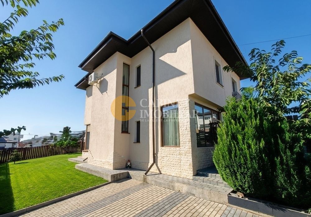 Casa Rediu - CasaBlanca - 4 camere - mobilata - la strada - Poză 1
