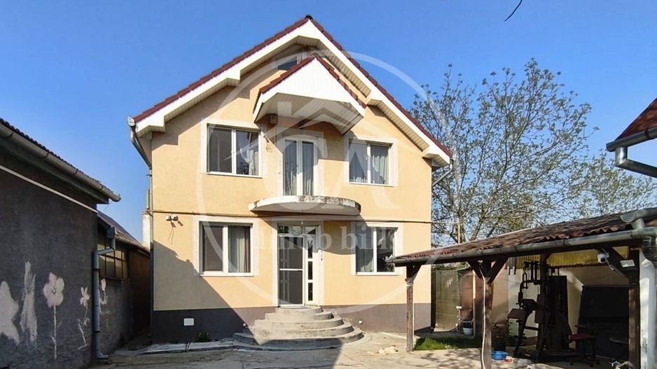 Casa de vânzare cu 6 camere in Episcopia, Bihor - Poză 1