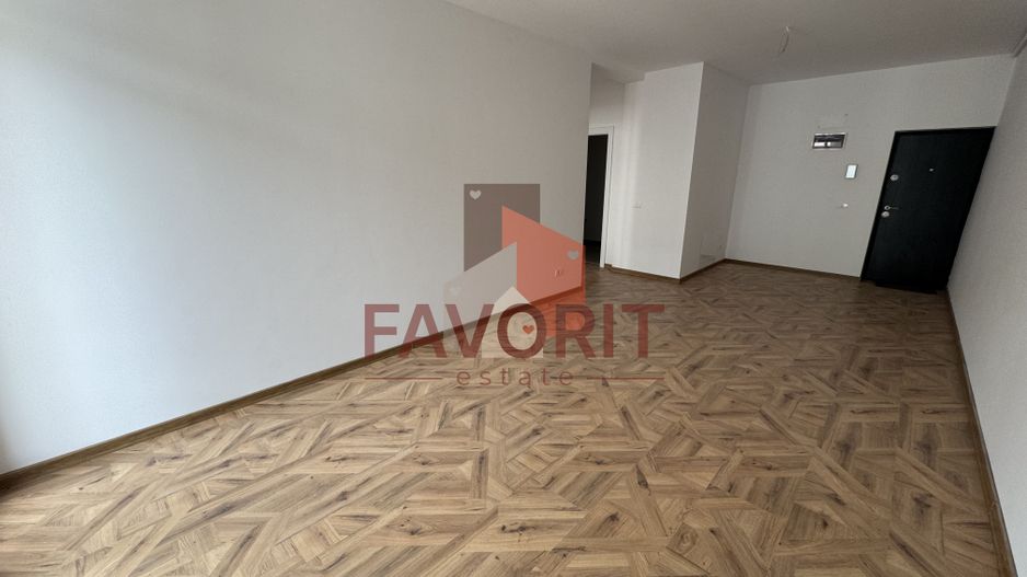 Etaj intermediar. Loc de parcare. Disponibil imediat - Poză 2