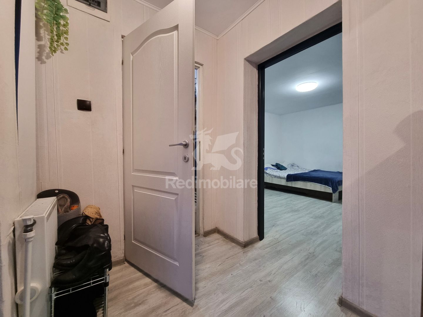 Casă funcțională, curte proprie, finisaje moderne - Poză 6