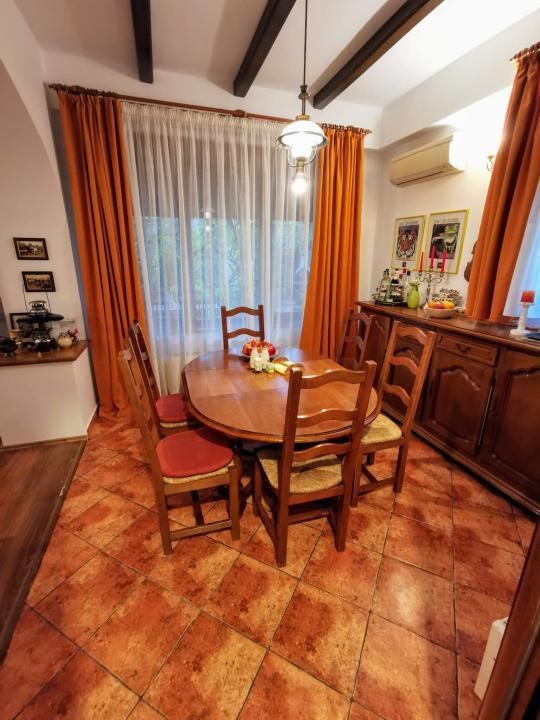 Casă spațioasă și elegantă în Dămăroaia- Jiului- Izbiceni- Comision 0% - Poză 8