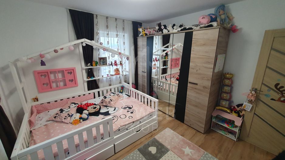 Apartament de vis cu 3 camere în Zona Arhitecților, Sibiu - Poză 3
