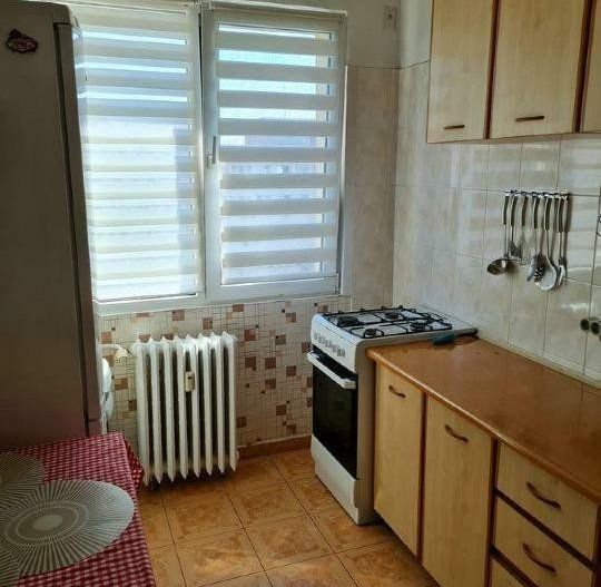 Inchiriez apartament cu 2 camere - Poză 2