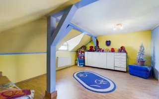 Vilă cu 6 camere în zona Alfa - Poză 11