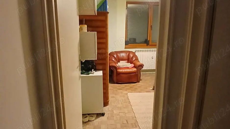 Apartament 4 cam Mazepa 1,et 3 - Poză 1