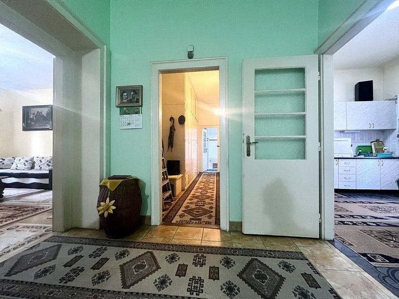 Apartament patrimoniu, 130 mp, cu garaj, et 1, in Piața Victoriei- Primărie - Poză 12