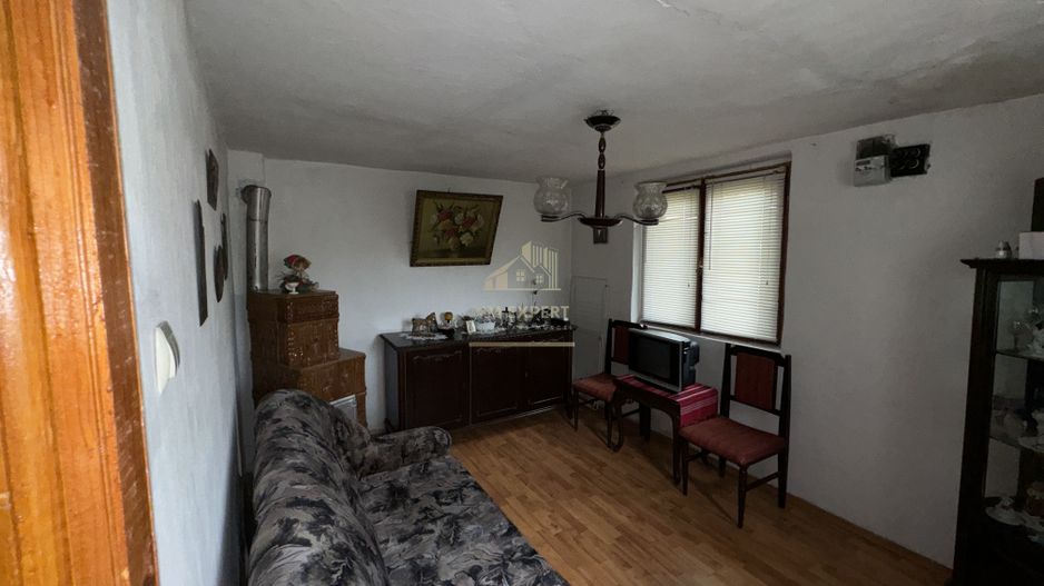 CASA 4 CAMERE, TEREN 604 MP, VOINESTI LERESTI, COMISION 0% - Poză 4