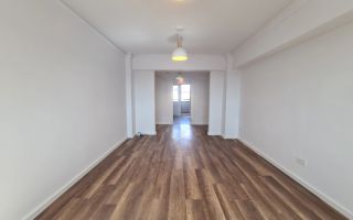 Apartament cu 4 camere renovat integral | Etaj 3 | Calea Sagului - Poză 1