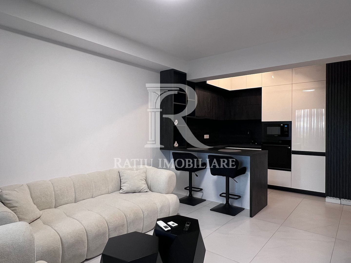 Apartament Premium 3 camere | Parcare supraterana| Prima Green| Oradea - Poză 3