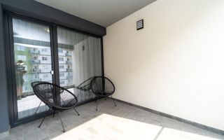 Apartament de închiriat cu 2 camere în Tractorul, Brașov - Poză 13
