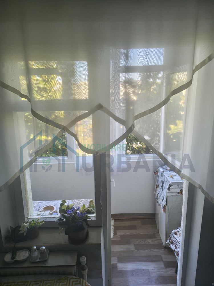 Apartament decomandat, 3 camere, 70 mp, zona Nicolina 1, Iași - Poză 5
