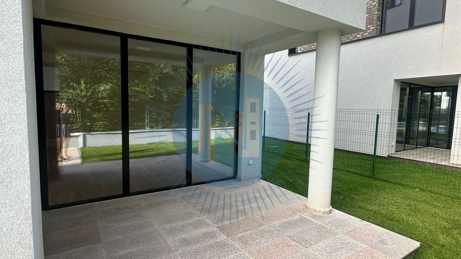 Vila cu 5 camere cu piscina proprie - scoala Americana - Poză 20