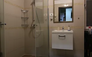 PENTHOUSE zona Braytim, terasa de 50mp, strada secundara foarte linistita! - Poză 16