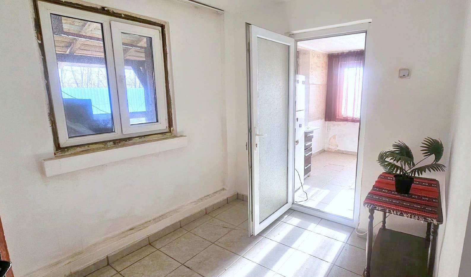Casa individuala + 900 mp teren proprietate -Sendreni, jud. Galati - Poză 9