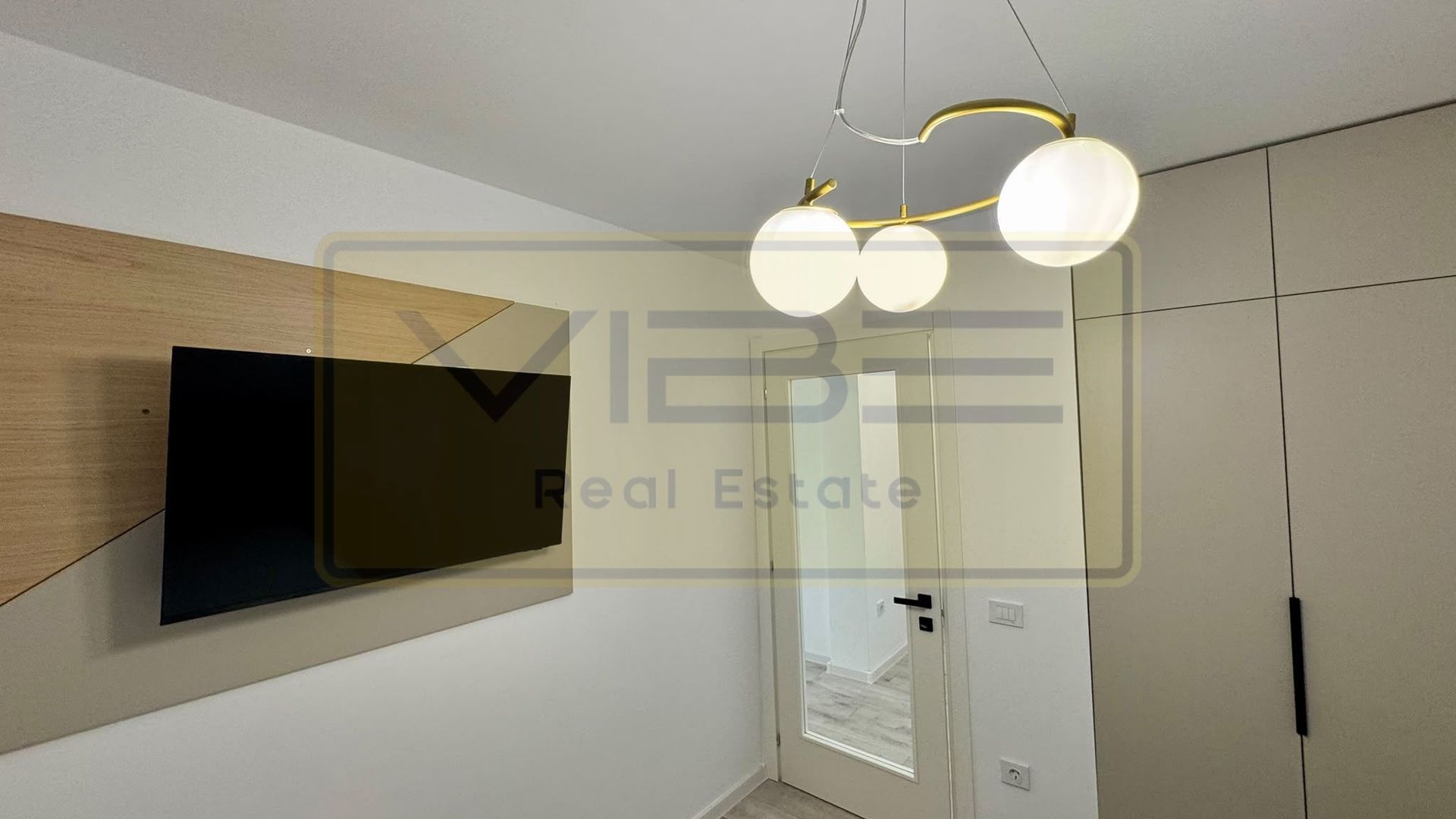 Apartament 2 camere NOU + parcare Poitiers Towers - Poză 12