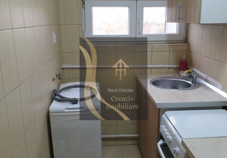 De vanzare apartament 2 camere - Poză 4