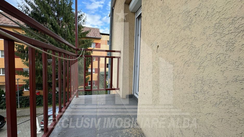 Apartment cu 3 camere cu scara interioara si garaj, Tolstoi - Poză 10