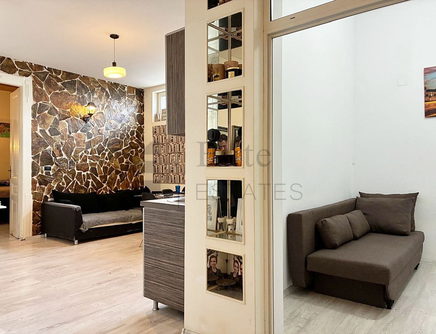 Apartament central cu 3 camere in Oradea - Poză 8