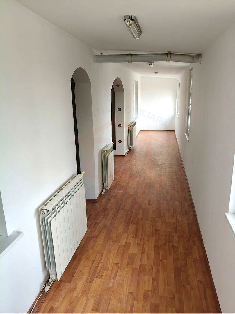 Apartament 4 camere semidecomandate, etaj 2 din 4  – Micro 39, Galați - Poză 1