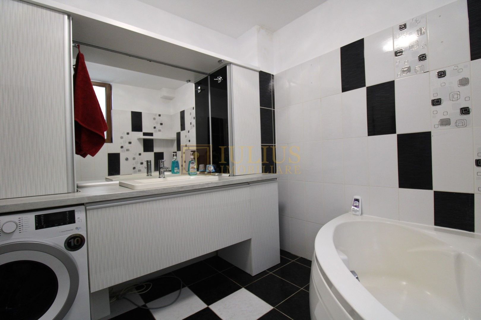 Studio; dormitor + sufragerie, langa IQ Hotel - zona de sud. - Poză 14