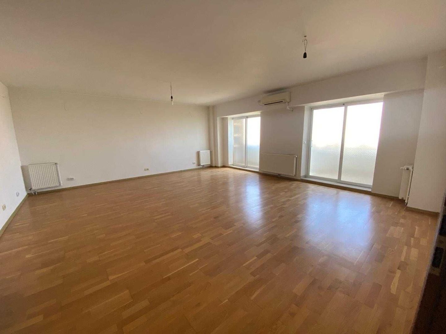 Apartament 4 camere – 99,9 m² ,bloc nou–Pta Centrala - Poză 1