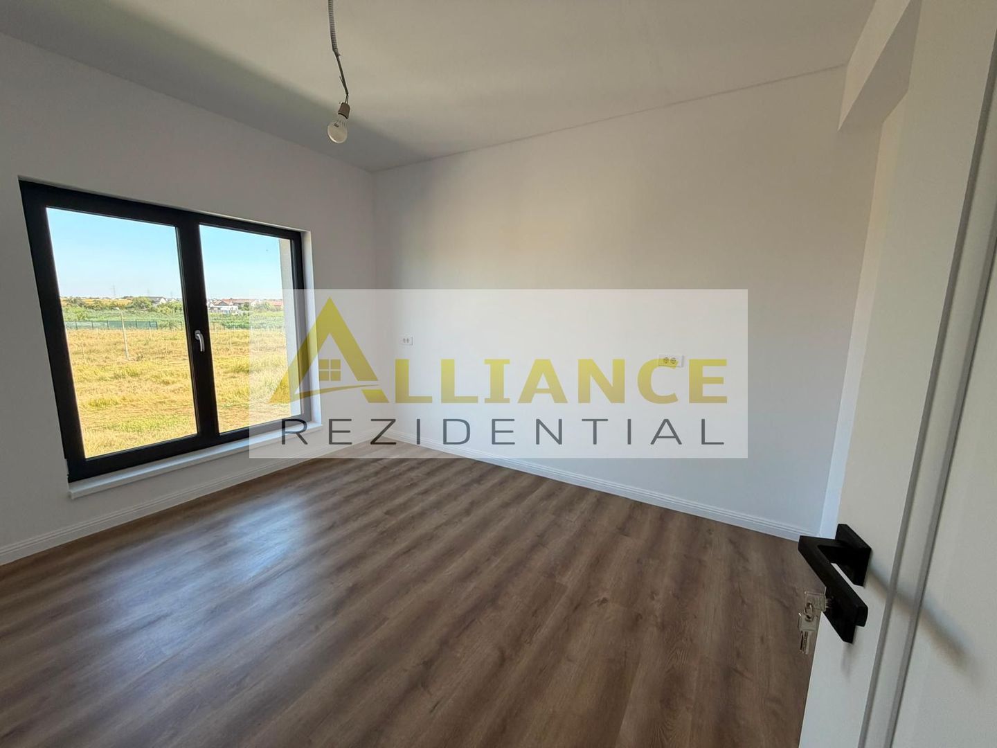 CASĂ INDIVIDUALĂ PREMIUM – COMUNA BERCENI - Poză 12