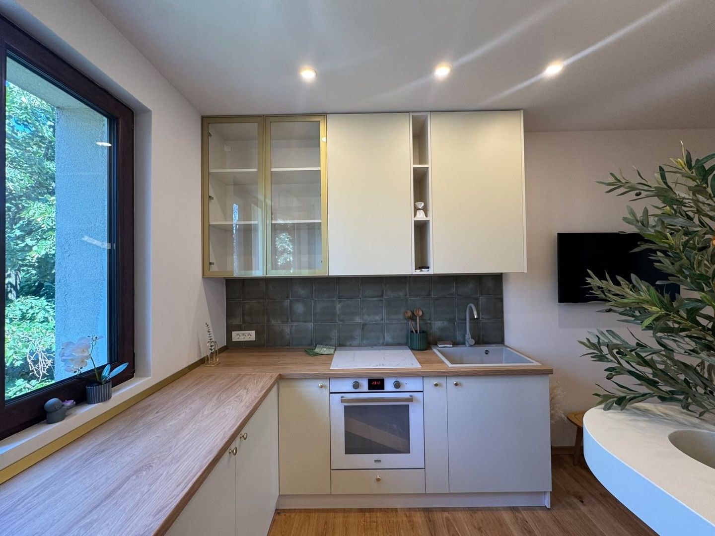 2 CAMERE LUX || FLOREASCA - Poză 12
