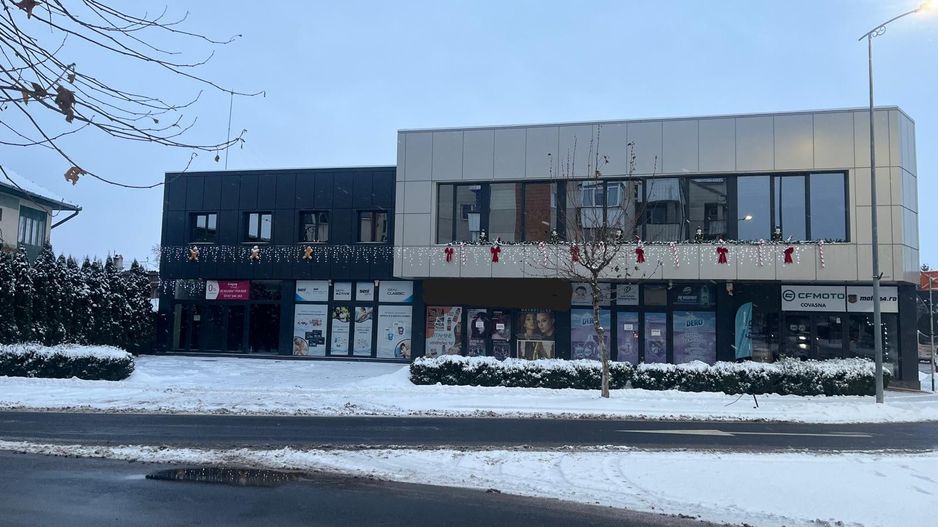 Spațiu comercial de mari dimeniuni - poziție strategică pentru retail - Poză 1