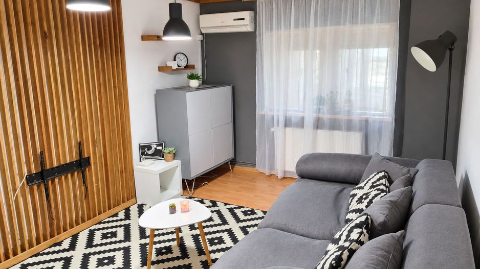 Soarelui-Gen 30 | 3 Camere |  Decomandat | Etaj 1 | 2 Băi | Centrală Proprie - Poză 1