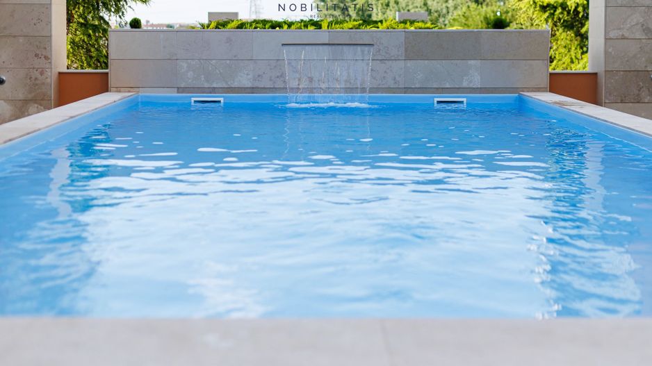 Apartament de Lux | 2.5 camere | Piscina privata & Garaj subteran - Poză 7