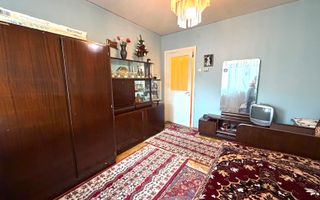Apartament decomandat / etaj intermediar / Zona Grigorescu - Poză 2