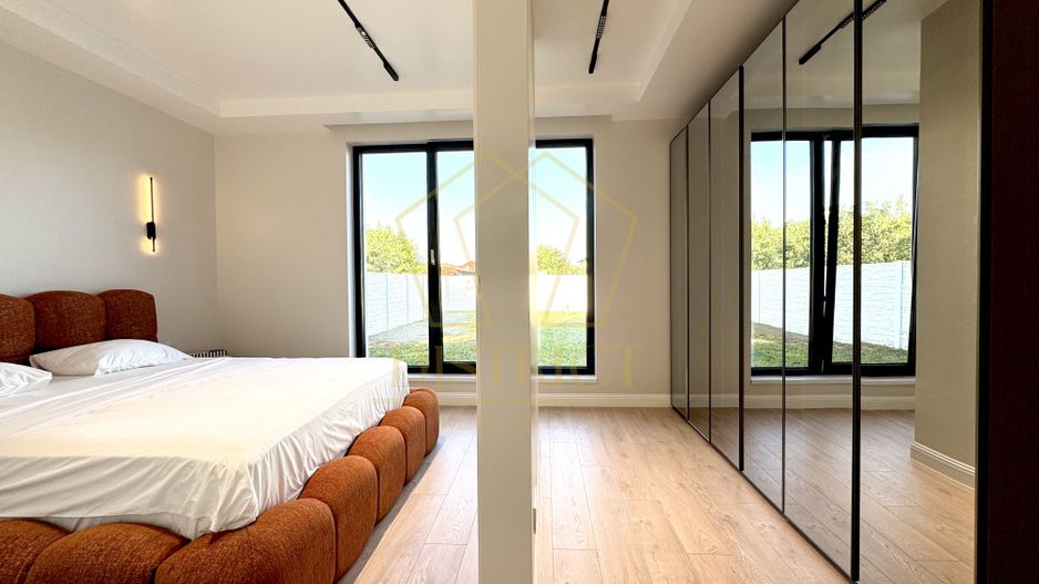 Casa individuala superba cu 4 camere, garaj | Sacalaz - Poză 9