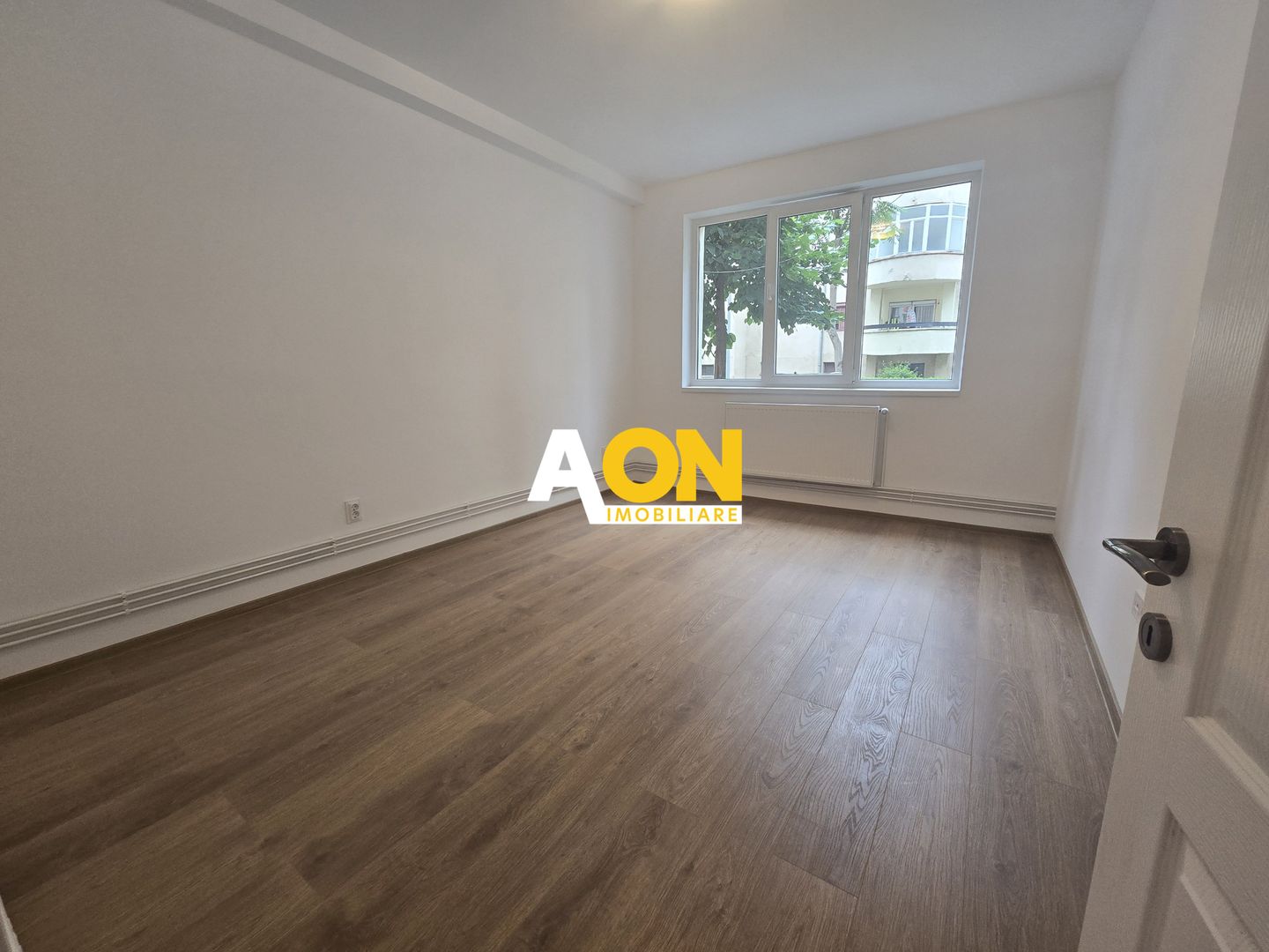 Apartament 3 Camere Complet Renovat, Bd. Transilvaniei - Poză 3