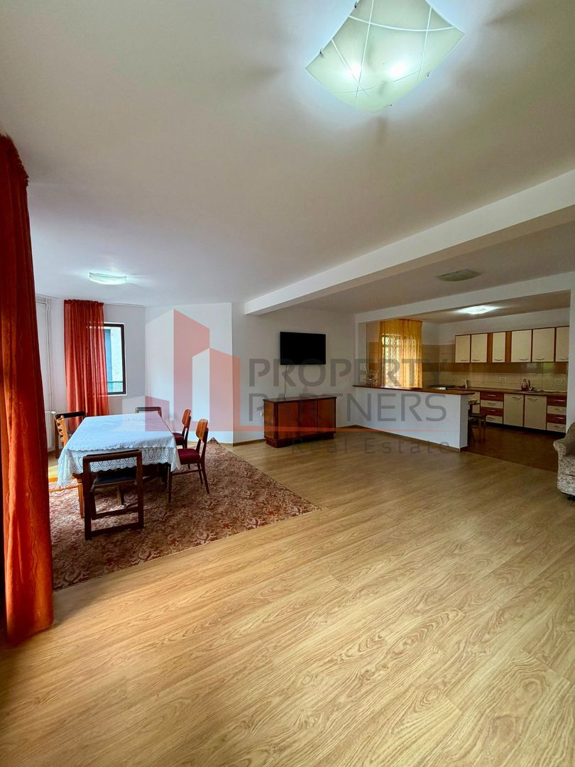 Proprietate spațioasă în Predeluț – la doar 800 m de centrul stațiunii Bran - Poză 9