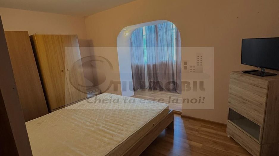 Apartament 3 camere – zona Nicolina(prima stație după Podul Ros) - Poză 3