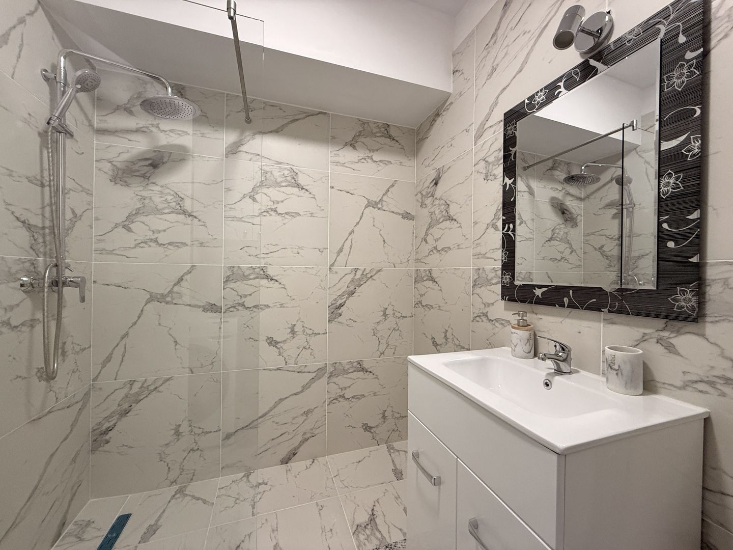 Studio Biruintei - Perla Residence (prima Inchiriere) - Poză 6