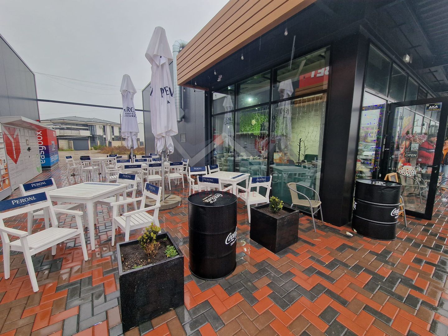 Bistro de vânzare “la cheie” – zonă cu trafic intens, complet utilat, autorizat - Poză 10